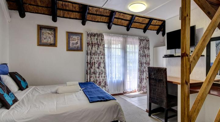 Khaya La Manzi Guest Lodge & Conferencing