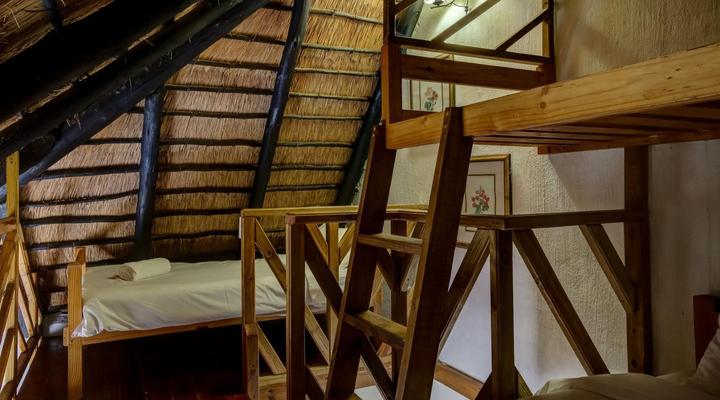 Khaya La Manzi Guest Lodge & Conferencing