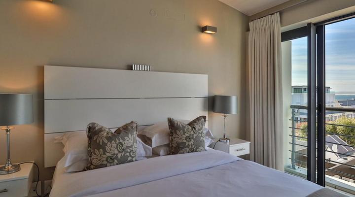 Whale Coast All-Suite-Hotel