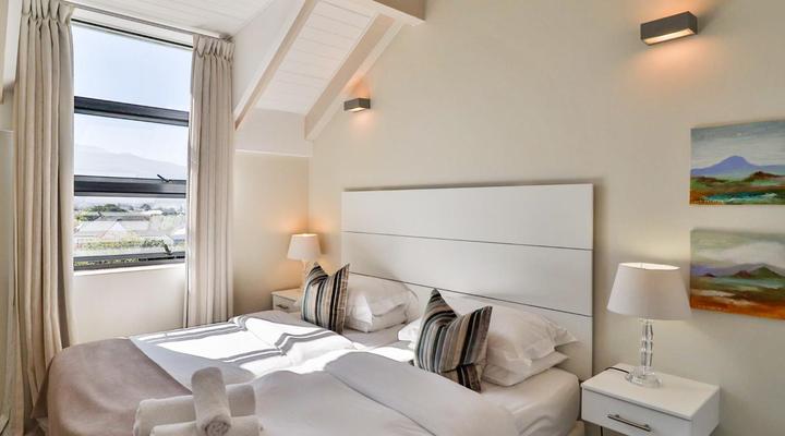 Whale Coast All-Suite-Hotel