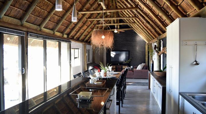 Thulani Game Lodge & Eco Estate