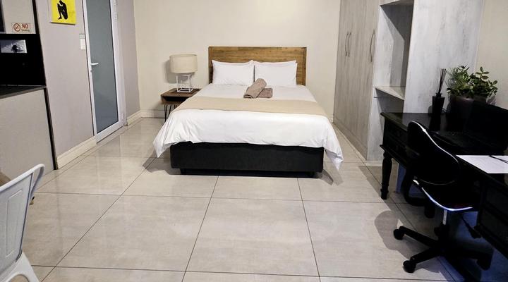 Waterfall City Guest Lodge