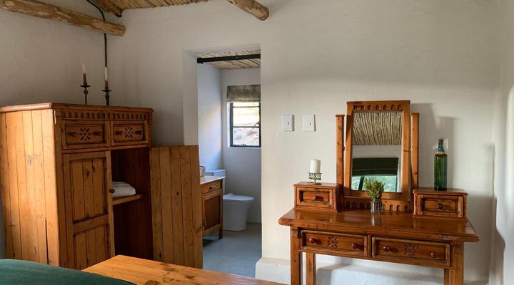 Aasvogelkrans Farm Cottages & Camping