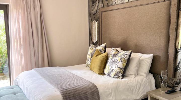 Cathedral Peak Wine Estate Manor