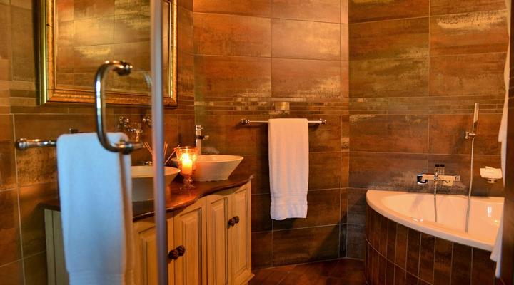 Wings and Water Guest House