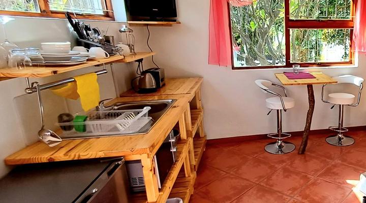 GuBas De Hoek meet eat sleep