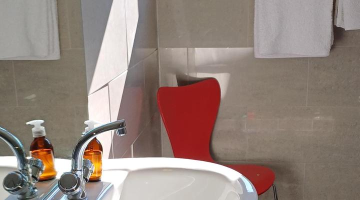 GuBas De Hoek meet eat sleep