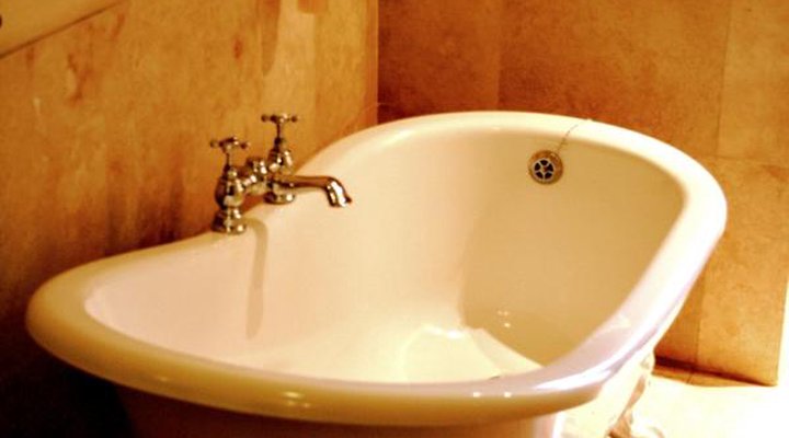 Cricklewood Manor Boutique Hotel