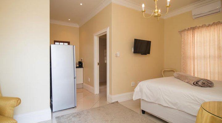 Cricklewood Manor Boutique Hotel
