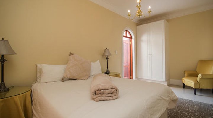 Cricklewood Manor Boutique Hotel