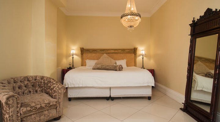 Cricklewood Manor Boutique Hotel