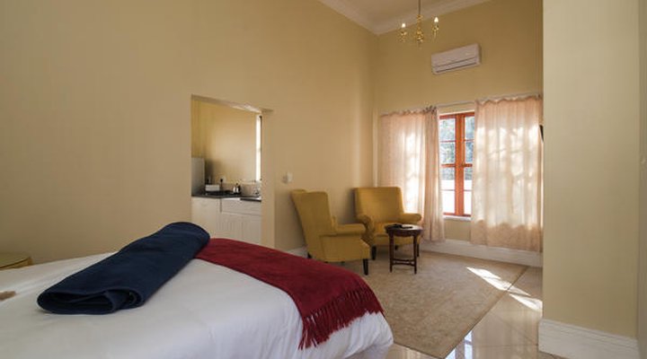 Cricklewood Manor Boutique Hotel