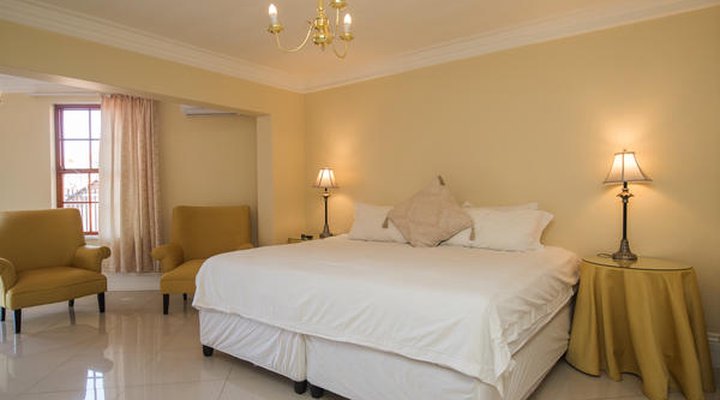 Cricklewood Manor Boutique Hotel