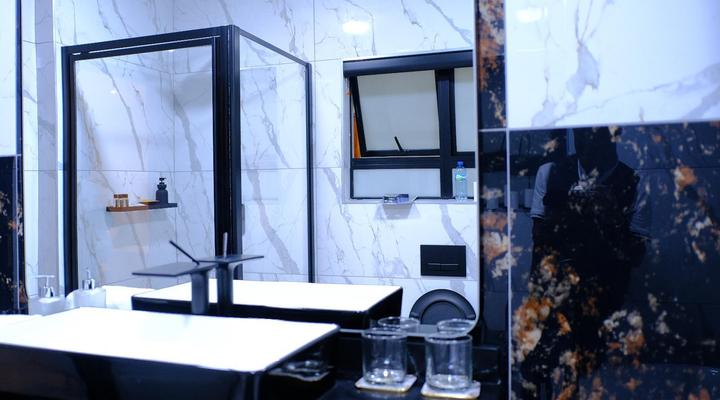 Atrium Boutique Hotel