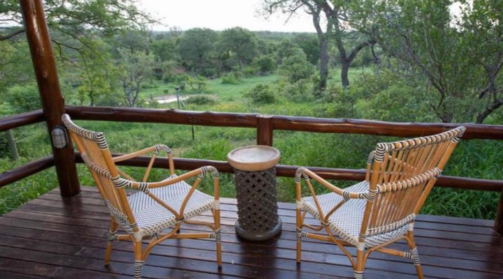 Sausage Tree Safari Camp