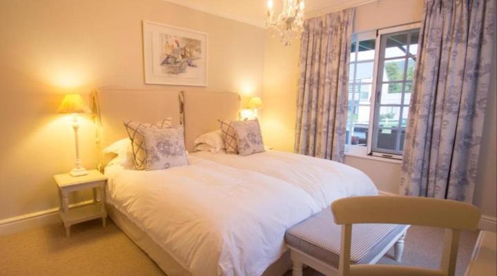 Exquisite Cottage 20