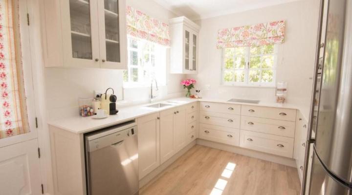 Exquisite Cottage 20