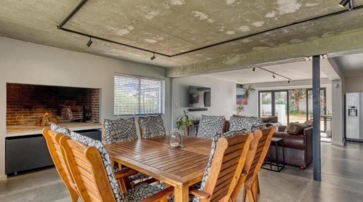 iMOYO INN, Ocean Family Villa, Sandbaai