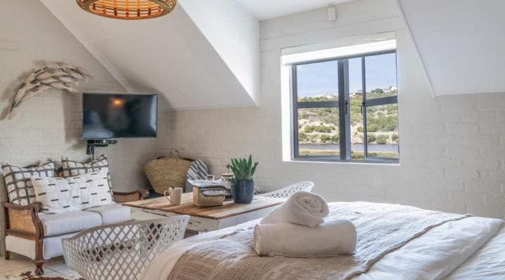 Anchorage River House