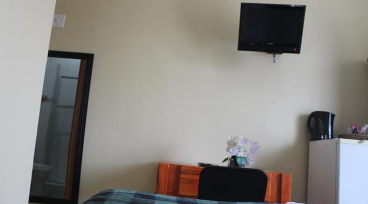 Asante Guesthouse and Restaurant