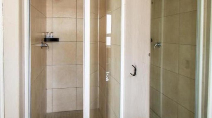 Long Beach Self-catering Units