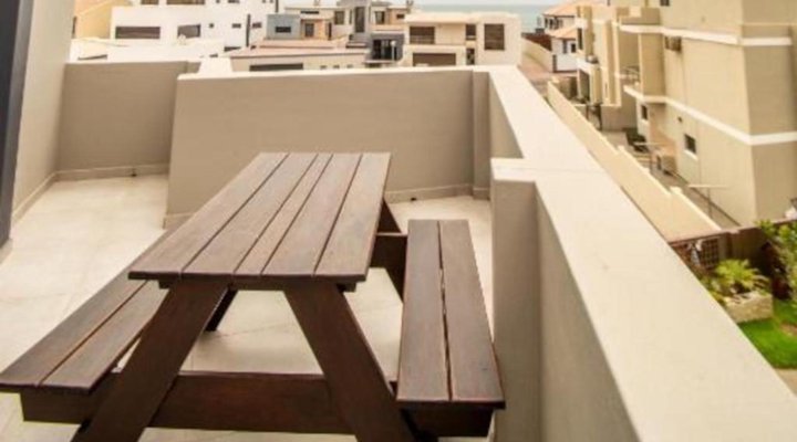 Long Beach Self-catering Units