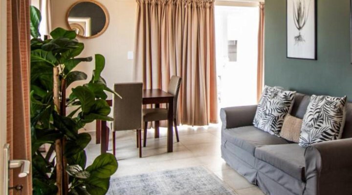 Long Beach Self-catering Units