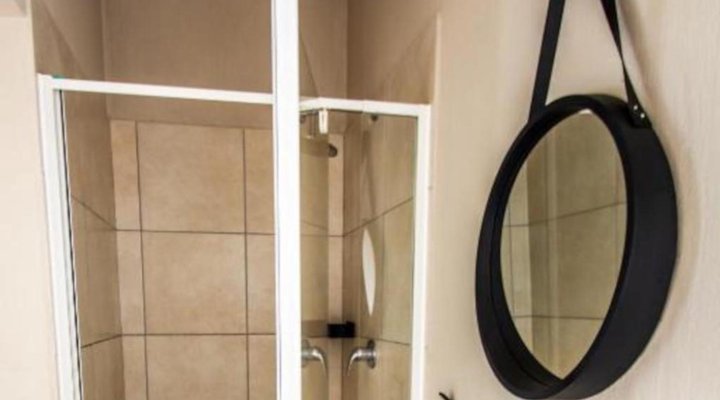 Long Beach Self-catering Units