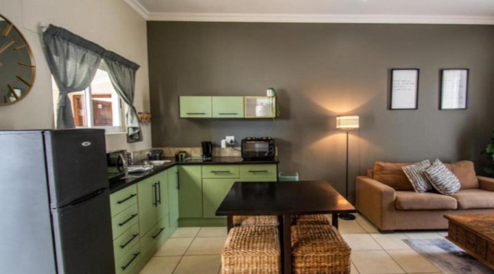 Long Beach Self-catering Units