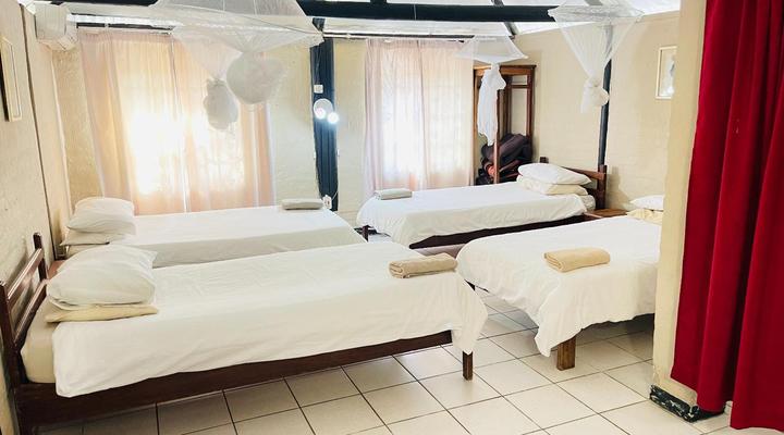 sarusungu river lodge