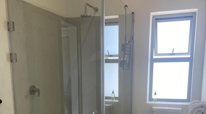 Sarah's Place -Stilbaai