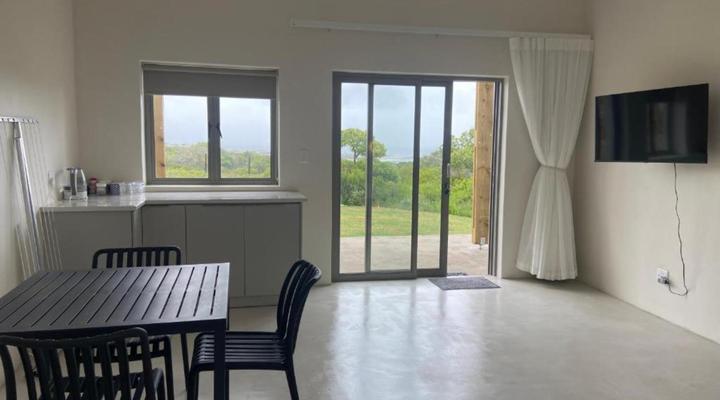 Sarah's Place -Stilbaai