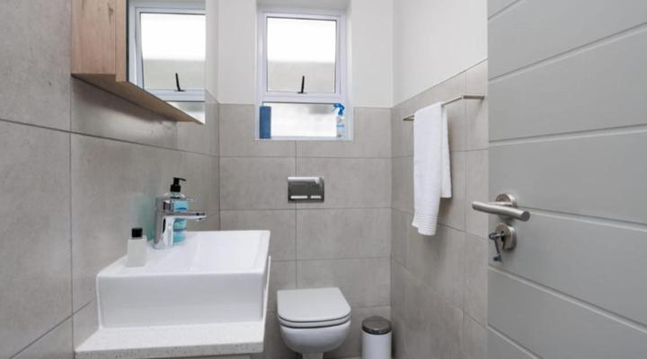 1 on York - Townhouse 35