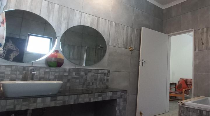 Merwenstein Guest Farm