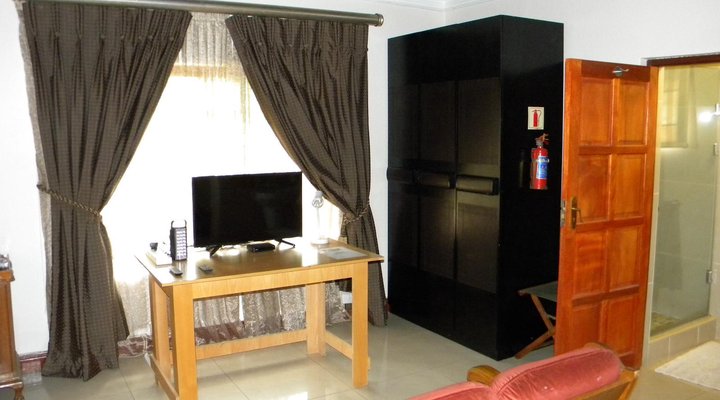 Ruimsig Golf View Manor