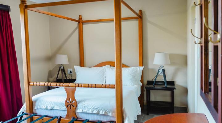 Hitgeheim Country Lodge