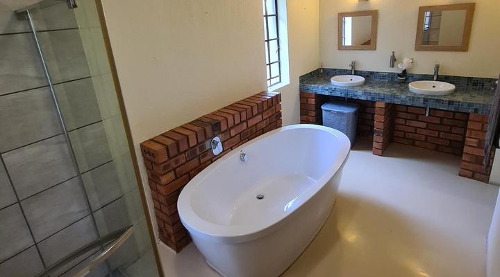 Six Sense Self Catering Guest House (Marloth Park)