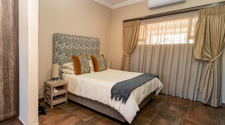 Somethin Special Guest House 77A