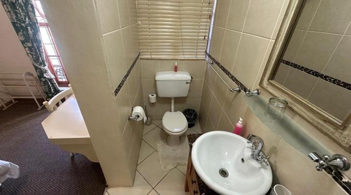 The Burrough Guest Lodge