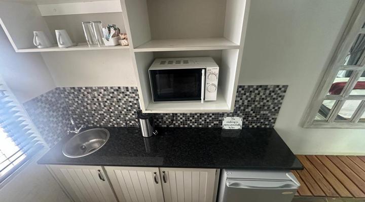 The Burrough Guest Lodge