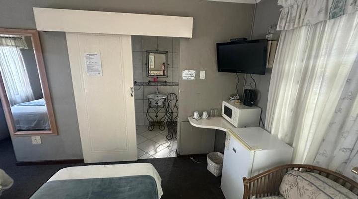 The Burrough Guest Lodge