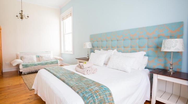 6 on Scott Guesthouse