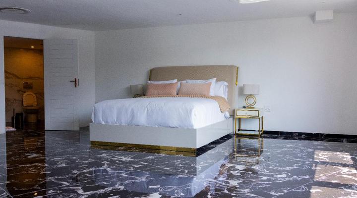 Ndlala Oligarch Hotel & Apartments