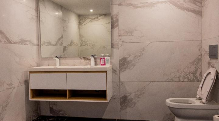 Ndlala Oligarch Hotel & Apartments