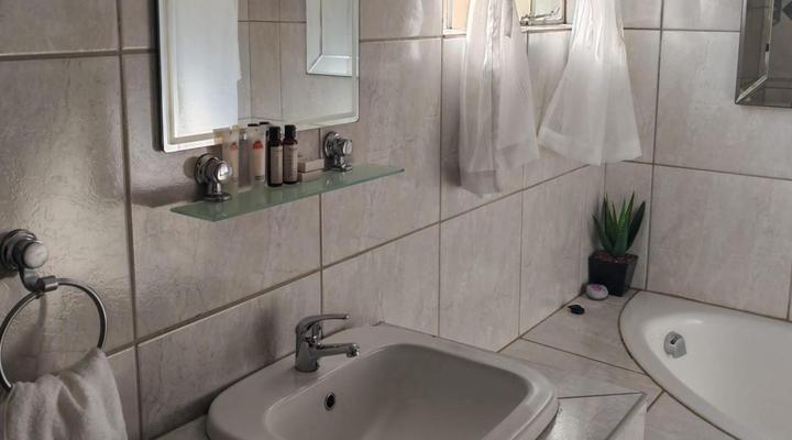 Shemariah Guest House