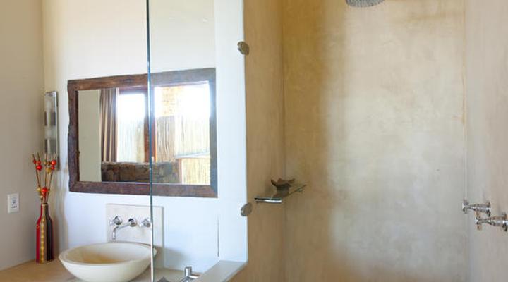 Tamodi Lodge and Stables