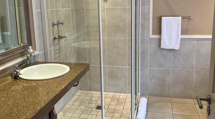 Pinnacle Lodge 31 & Pinnacle Point Lodge 79