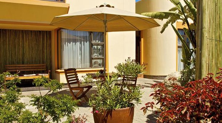 Sandcastle Apartments CC