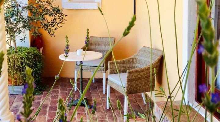 Apricot Gardens Boutique Guest House