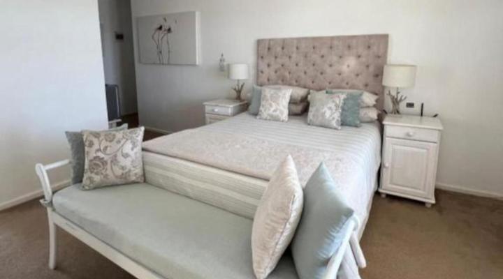 Russells on the Port